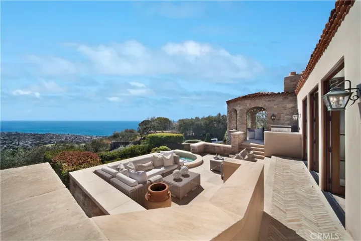 1302 Skyline Drive, Laguna Beach, California 92651