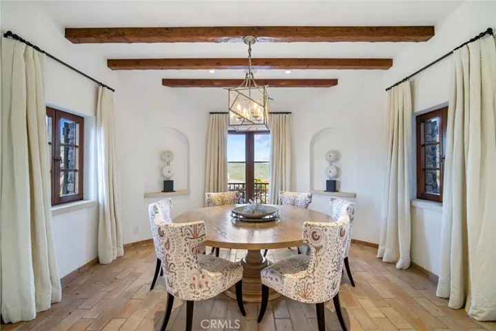 1302 Skyline Drive, Laguna Beach, California 92651