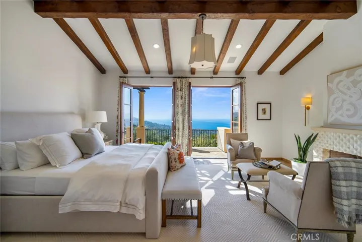 1302 Skyline Drive, Laguna Beach, California 92651