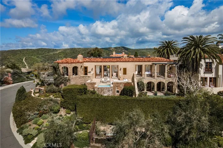 1302 Skyline Drive, Laguna Beach, California 92651
