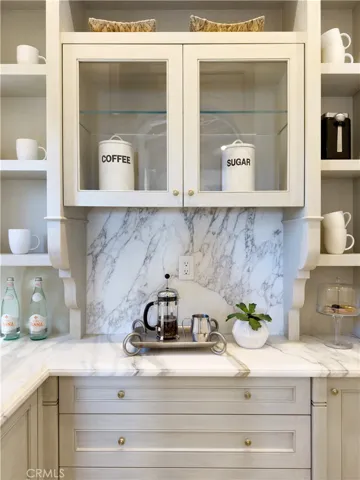 1302 Skyline Drive, Laguna Beach, California 92651