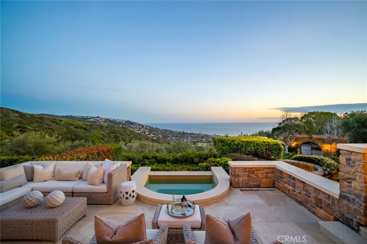 1302 Skyline Drive, Laguna Beach, California 92651