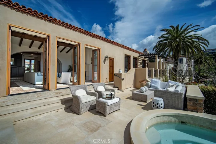 1302 Skyline Drive, Laguna Beach, California 92651