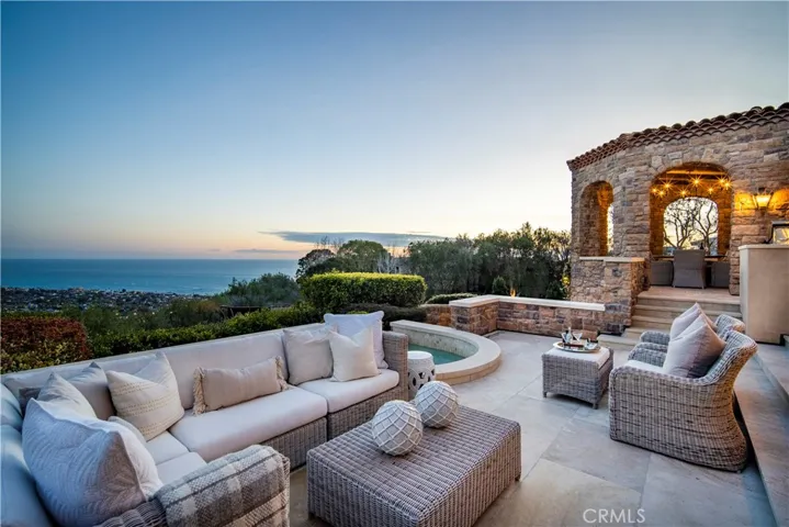 1302 Skyline Drive, Laguna Beach, California 92651