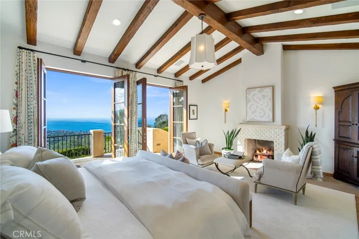 1302 Skyline Drive, Laguna Beach, California 92651