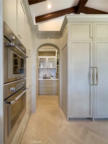 1302 Skyline Drive, Laguna Beach, California 92651