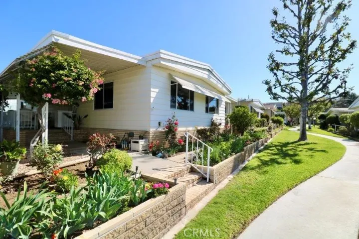 16950 Lake Knoll Lane 101, Yorba Linda, California 92886