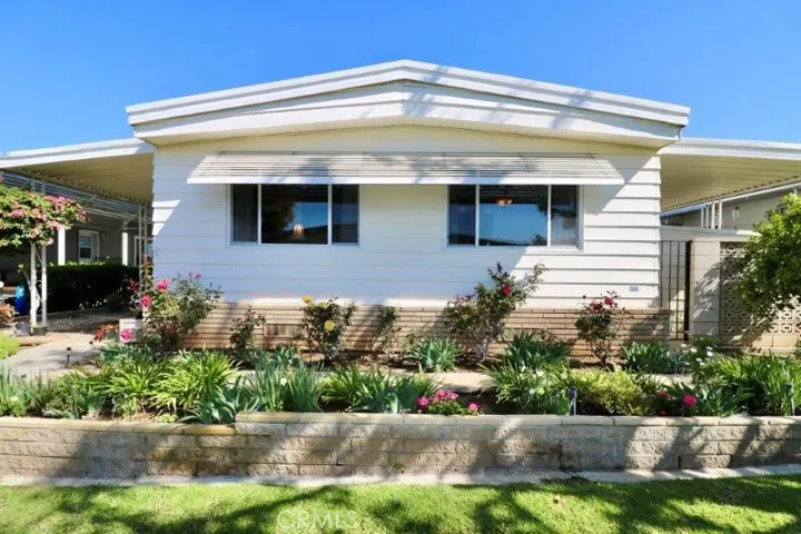 16950 Lake Knoll Lane 101, Yorba Linda, California 92886