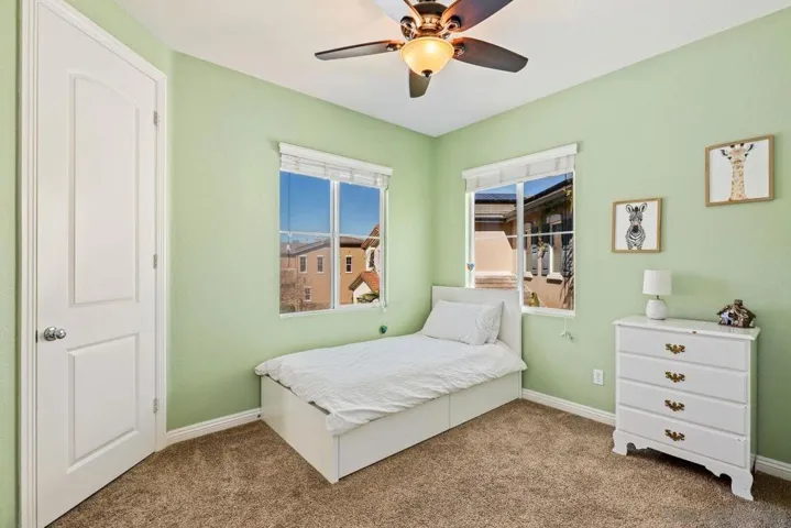 3807 Lake Park St, Fallbrook, California 92028