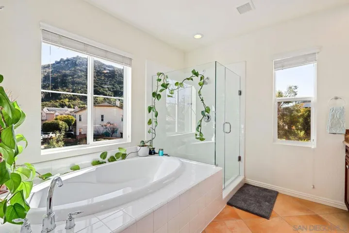 3807 Lake Park St, Fallbrook, California 92028