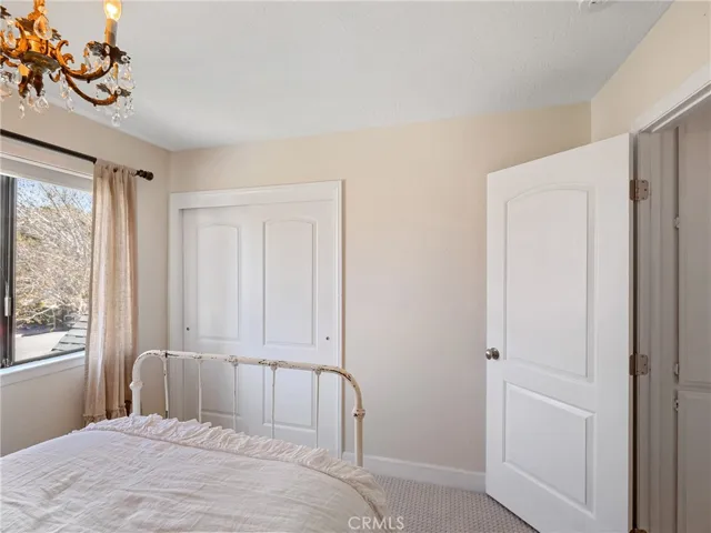 18499 Niagara Drive, Victorville, California 92395