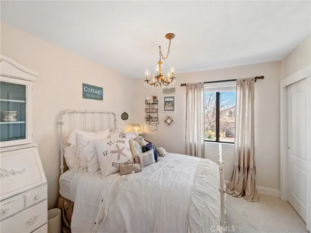 18499 Niagara Drive, Victorville, California 92395