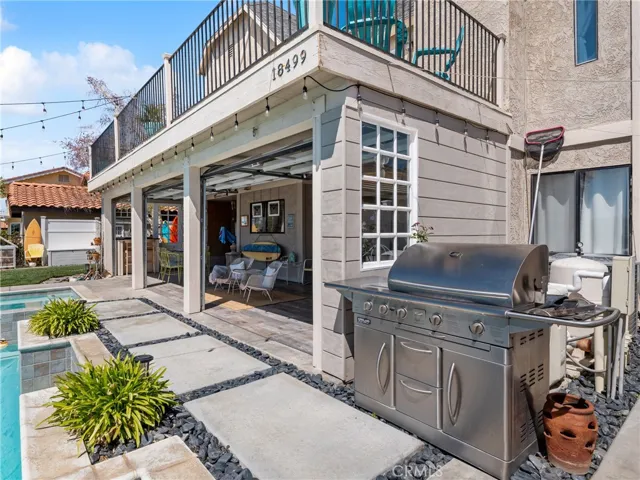 18499 Niagara Drive, Victorville, California 92395