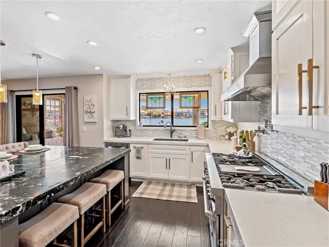 18499 Niagara Drive, Victorville, California 92395