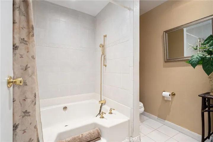 5203 Mcclintock Avenue, Temple City, California 91780