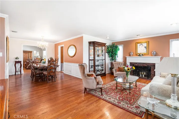 5203 Mcclintock Avenue, Temple City, California 91780