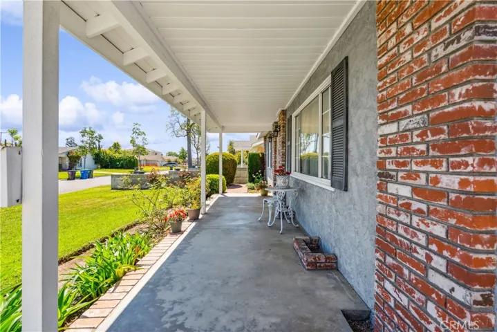 5203 Mcclintock Avenue, Temple City, California 91780