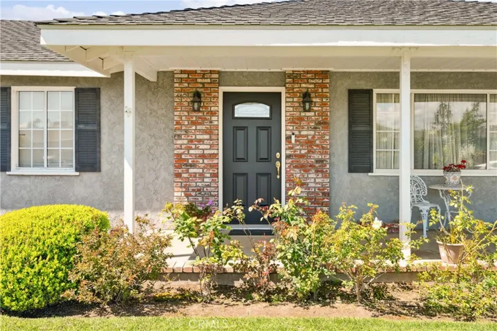 5203 Mcclintock Avenue, Temple City, California 91780