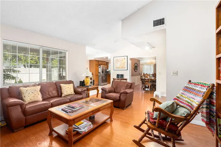 5203 Mcclintock Avenue, Temple City, California 91780