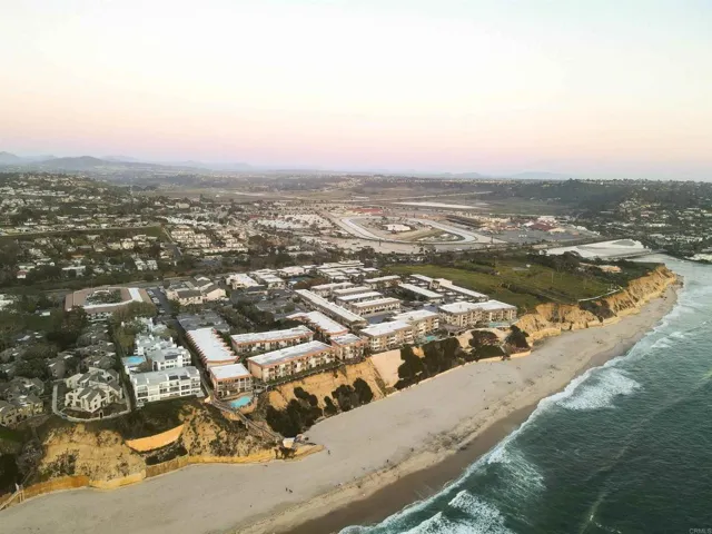 190 Del Mar Shores 88, Solana Beach, California 92075