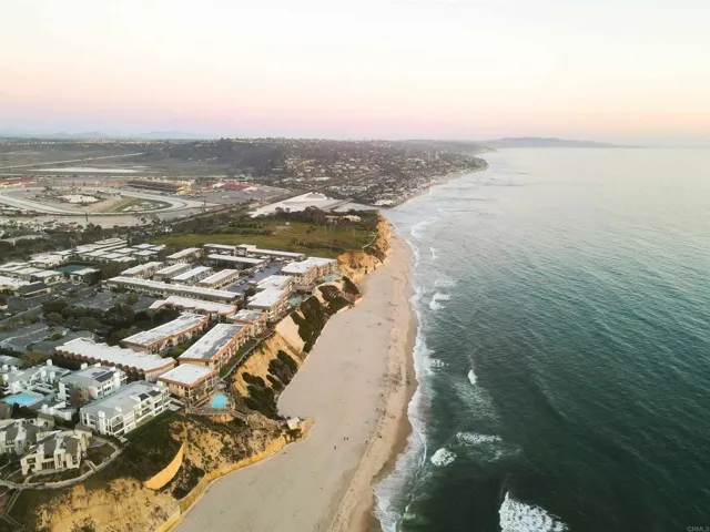 190 Del Mar Shores 88, Solana Beach, California 92075