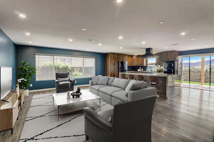 8309 Rumson Dr, Santee, California 92071