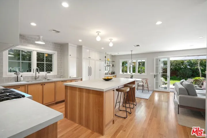 4308 Ben Avenue, Studio City, California 91604