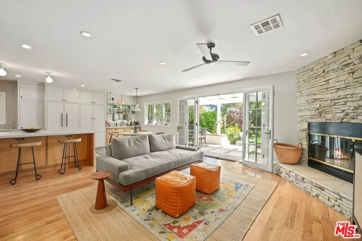 4308 Ben Avenue, Studio City, California 91604