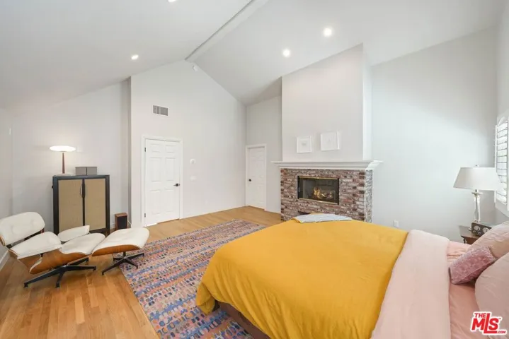 4308 Ben Avenue, Studio City, California 91604