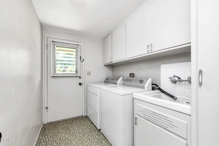 2060 Kinclair Dr29