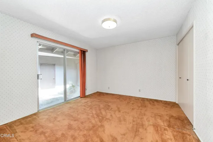 2060 Kinclair Dr31
