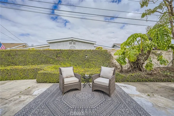 17131 Autumn Circle, Huntington Beach, California 92647