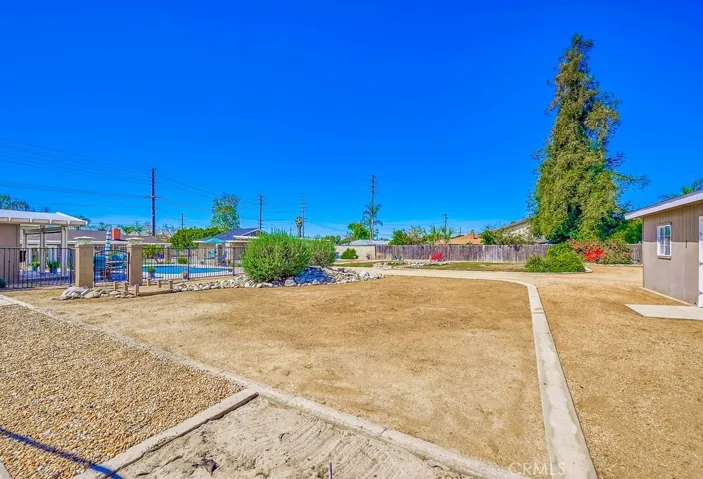 1542 W Phillips, Ontario, California 91762