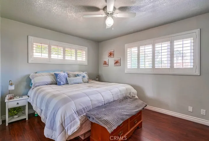 1542 W Phillips, Ontario, California 91762