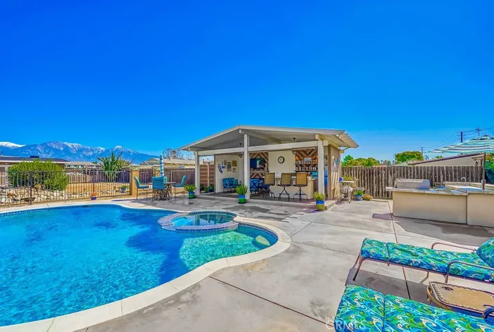 1542 W Phillips, Ontario, California 91762