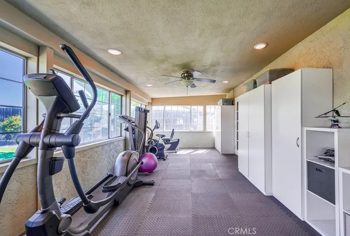 1542 W Phillips, Ontario, California 91762