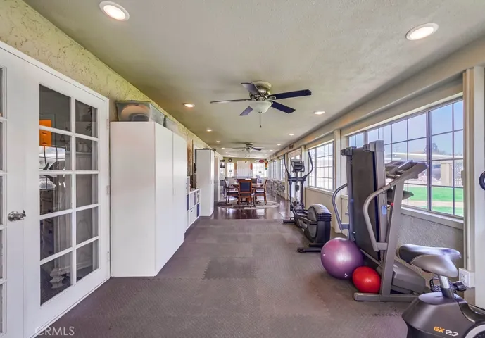 1542 W Phillips, Ontario, California 91762