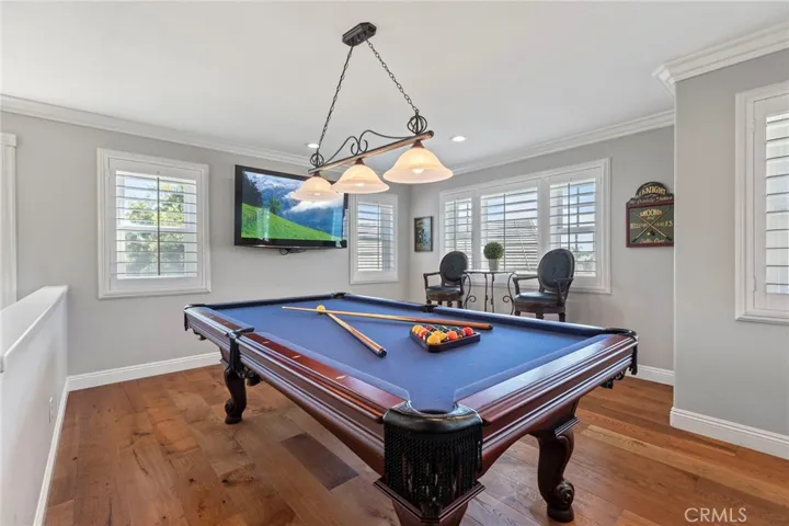Huge upper level loft/game room.