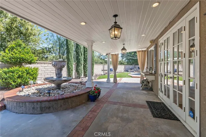 6 Mockingbird Lane, Trabuco Canyon, California 92679