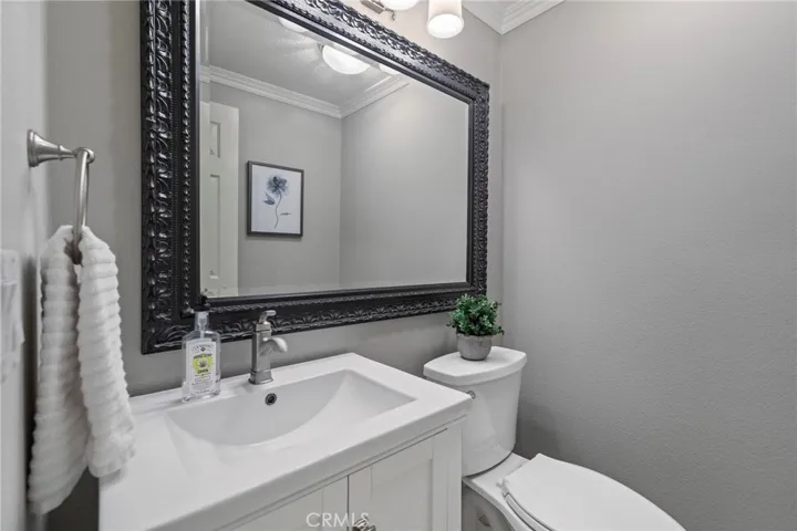 6 Mockingbird Lane, Trabuco Canyon, California 92679