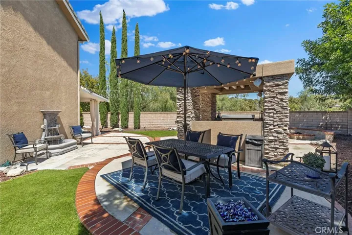 6 Mockingbird Lane, Trabuco Canyon, California 92679