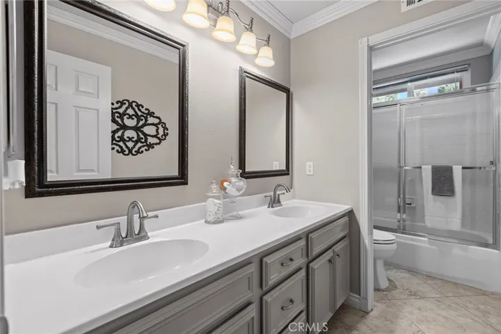 6 Mockingbird Lane, Trabuco Canyon, California 92679