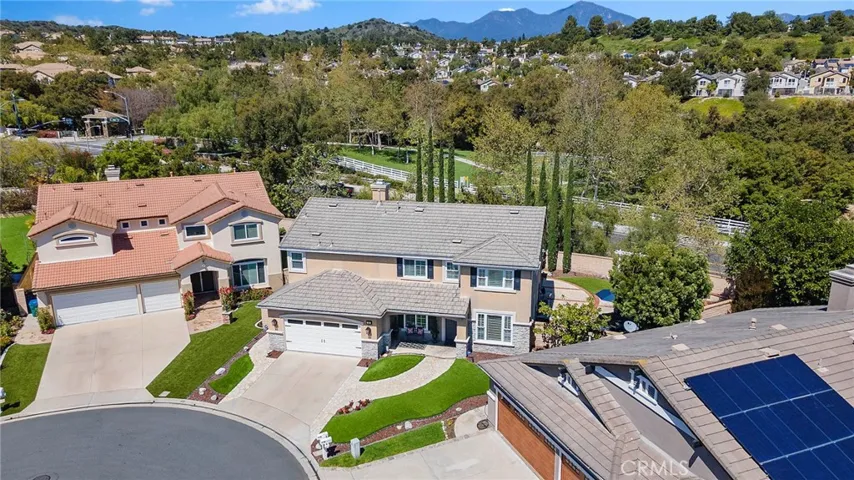 6 Mockingbird Lane, Trabuco Canyon, California 92679