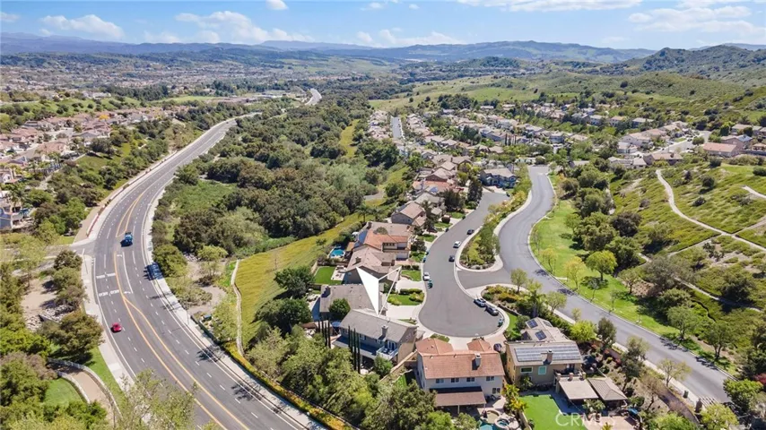 6 Mockingbird Lane, Trabuco Canyon, California 92679