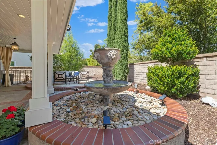 6 Mockingbird Lane, Trabuco Canyon, California 92679