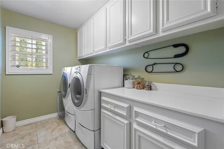 6 Mockingbird Lane, Trabuco Canyon, California 92679