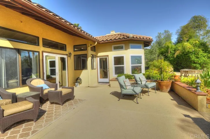 27690 Alps Lane, Escondido, California 92026