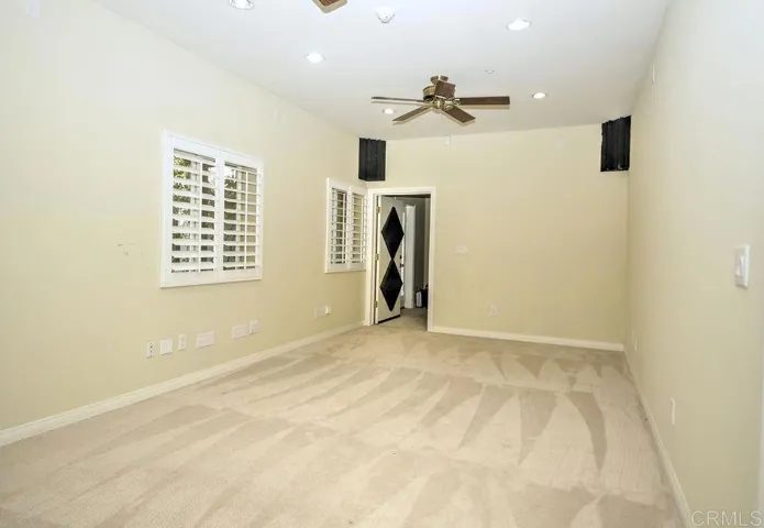 could be art studio, exercise room , additional office or more!