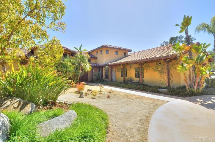 27690 Alps Lane, Escondido, California 92026