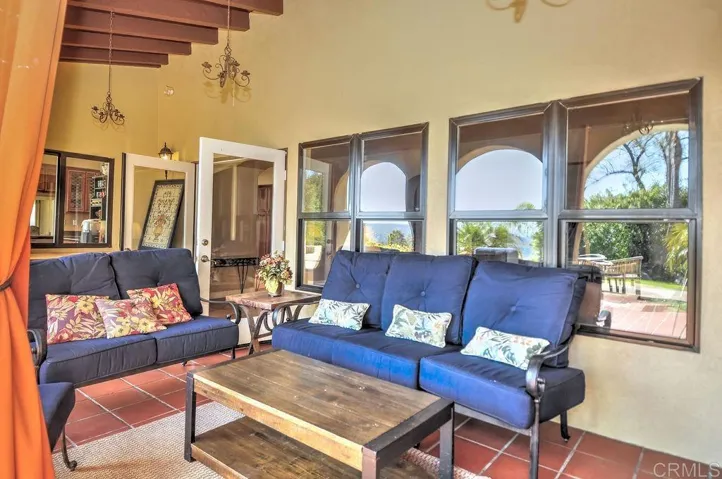 27690 Alps Lane, Escondido, California 92026